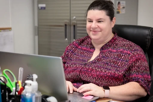 tracie burke lowera4871