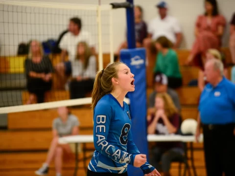 Girl's Varsity Volleyball