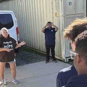 Banner Christian ninth graders volunteering at Moments of Hope.